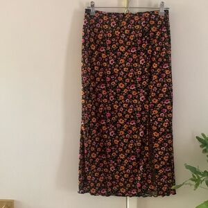 Midi Stretchy Floral Skirt